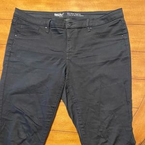 Black Mossimo mid-rise jegging jeans